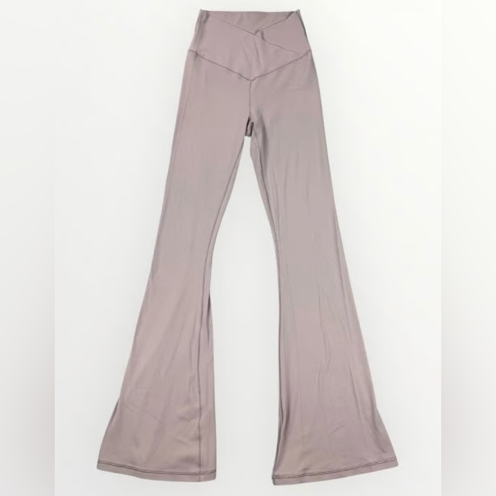 Aerie Women's Flare Yoga Pant in Soft Taupe